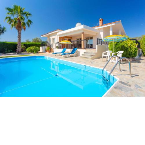 Villa Chrystalla