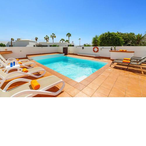 Villa Cielos by Villa Plus