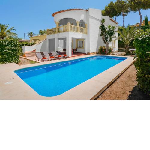 Villa Ciruela by Villa Plus