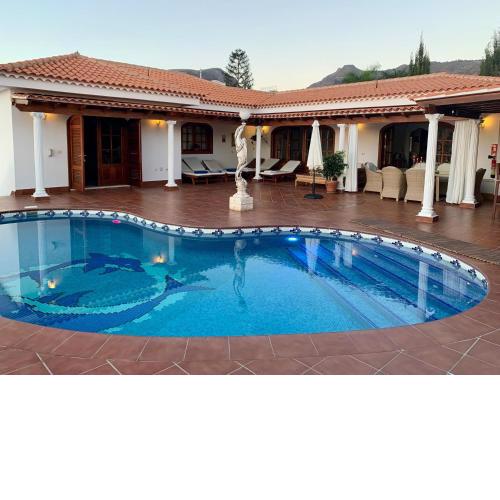 Villa Claudia - HEATED POOL by VV Canary Ocean Homes