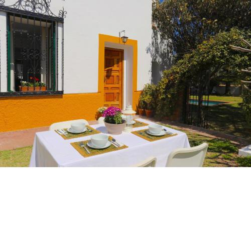 VILLA CLAVERO TWO Premium Apt