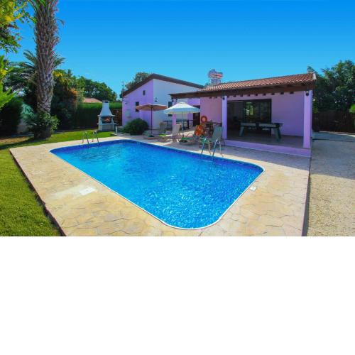 Villa Clymentas by Villa Plus