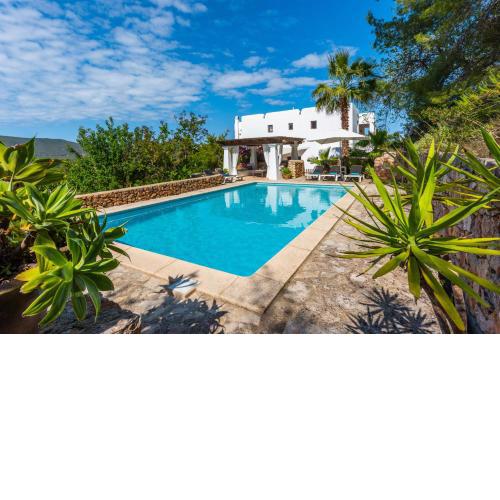 Villa con Piscina-zona muy tranquila - privacidad - sin turismo masivo