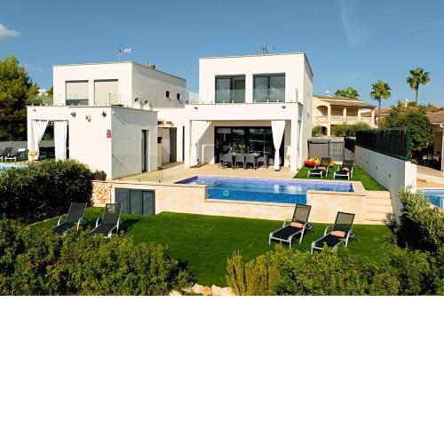 Villa Corb Mari II by Sealand Villas
