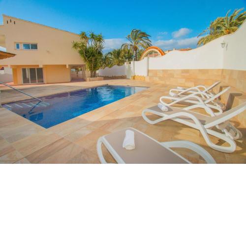 Villa Corina - Plusholidays