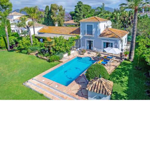 Villa Cortijo Viejo by Villa Plus