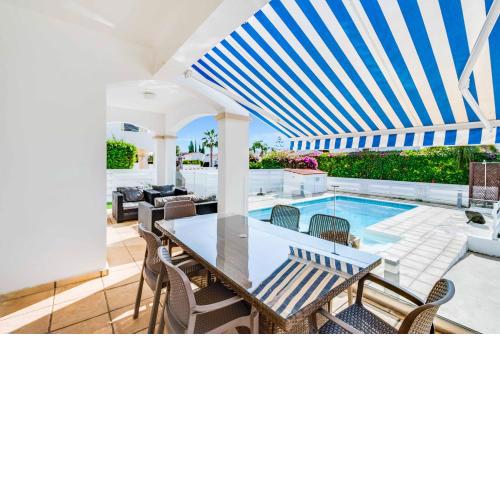 Villa Crystal by Ezoria Villas