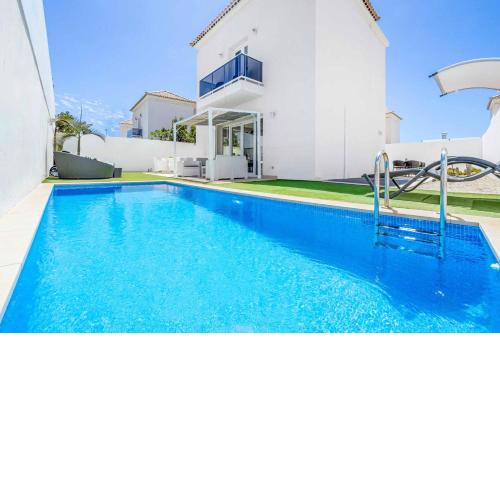 Villa Dahlia