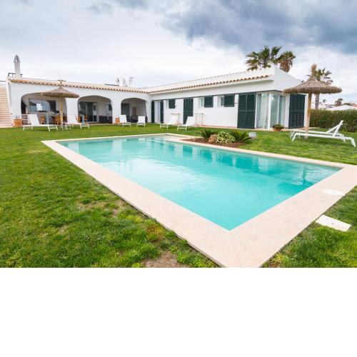 Villa De Lujo Frente A La Playa