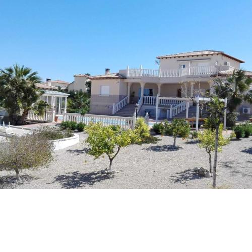 Villa del Rio