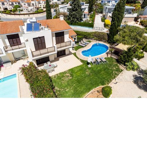Villa Demiana by Ezoria Villas