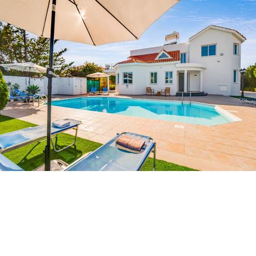 Villa Di Mare by Ezoria Villas