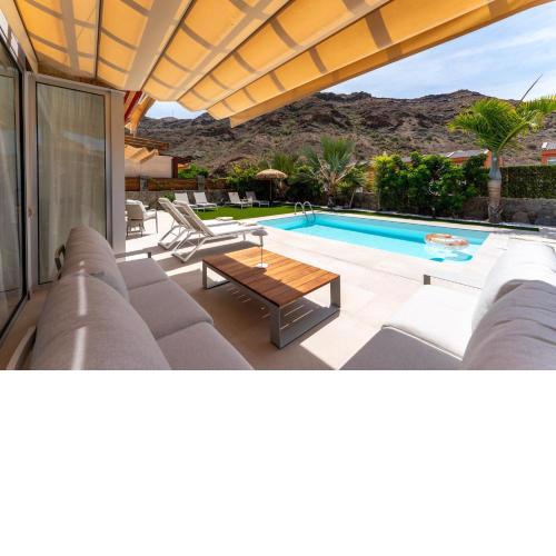 Villa Diana with private swimming pool in Tauro