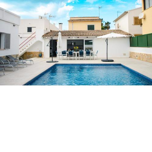 Villa Dolphin by Slow Villas