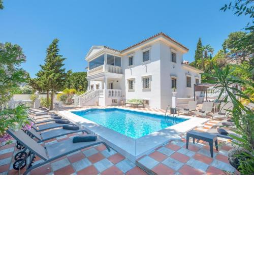 Villa Domus Vesta