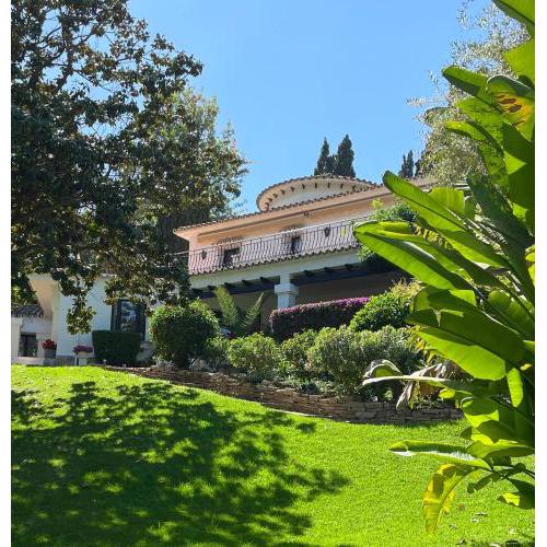 Villa Dos Palomas on the Golden Mile in Marbella