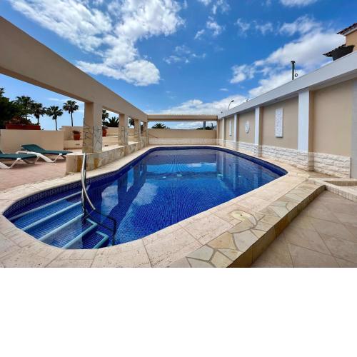 Villa Eden by AltamarHomes