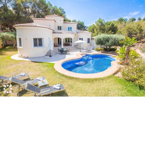 Villa El Magraner by Abahana Villas