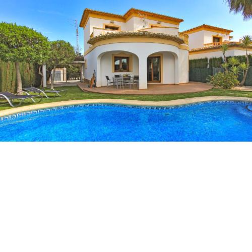 Villa el Palmar with 3 bedrooms close to the beach
