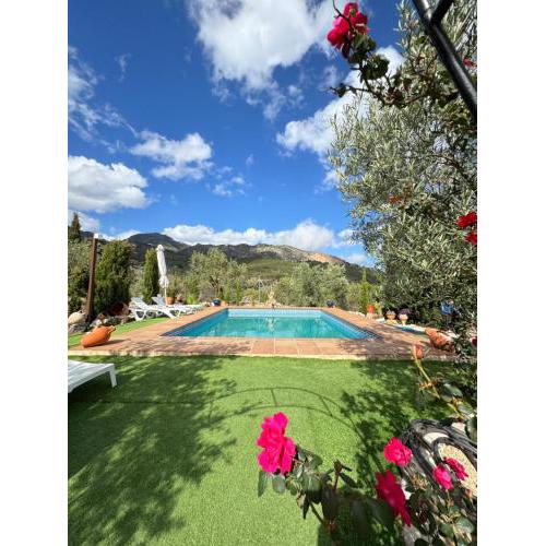 Villa El Pedregal - Parque Sierra de las Nieves