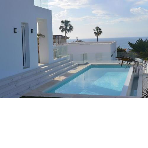 Villa Eliseo - private pool and sea views I 2400
