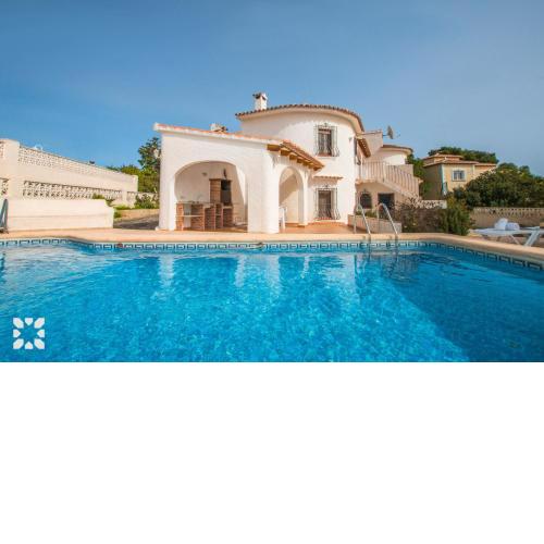 Villa Esmeralda by Abahana Villas