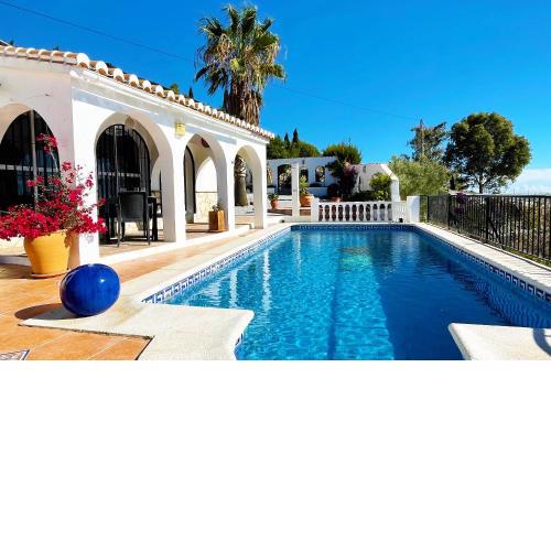 Villa Esparragueras