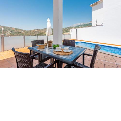 Villa Esperanza Canillas de Albaida by Ruralidays