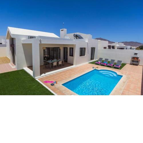 Villa Estrella by Villa Plus