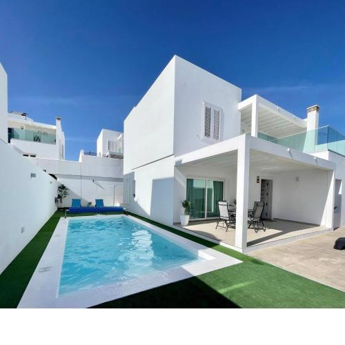 Villa Europa Golf Private pool & Sea views