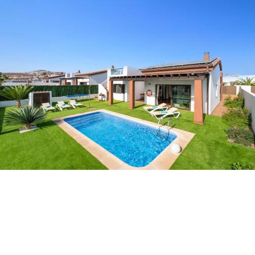 Villa Fakay by Villa Plus