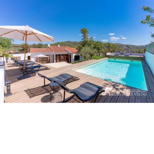 Villa Falco is a beautiful single storey holiday villa with private pool