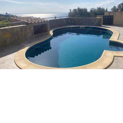 Villa familiale piscine privée et magnifique vue mer