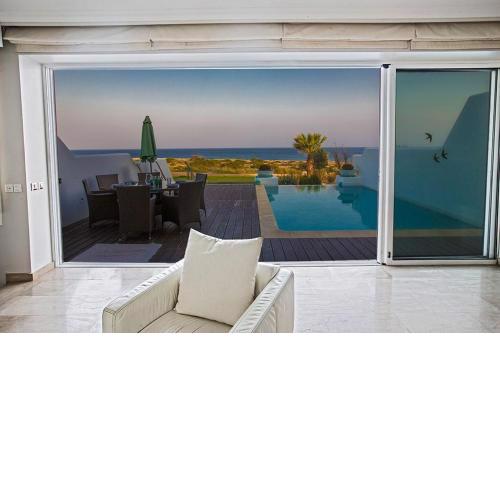 Villa Fig Tree Bay Seafront Luxury 5BDR Seafront Protaras Villa with Panoramic Sea Views