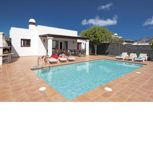 Villa Flamingo by Villa Plus