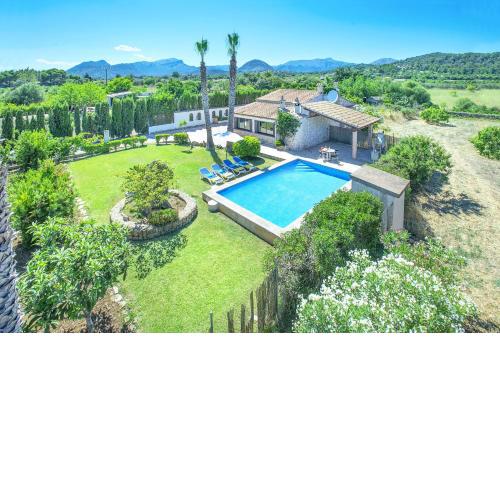 Villa Francisca by Villa Plus