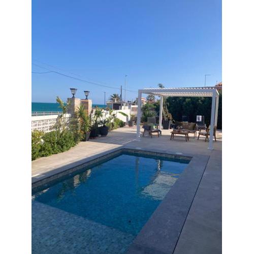 Villa frente al mar