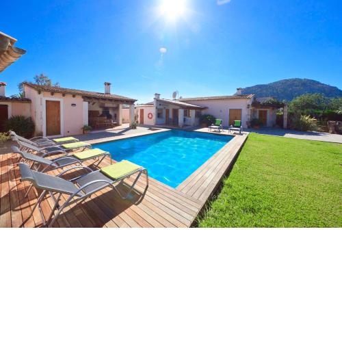 Villa Fullos by Sealand Villas