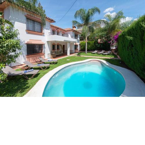 Villa Giovanni - Marbella Center - Heated Pool