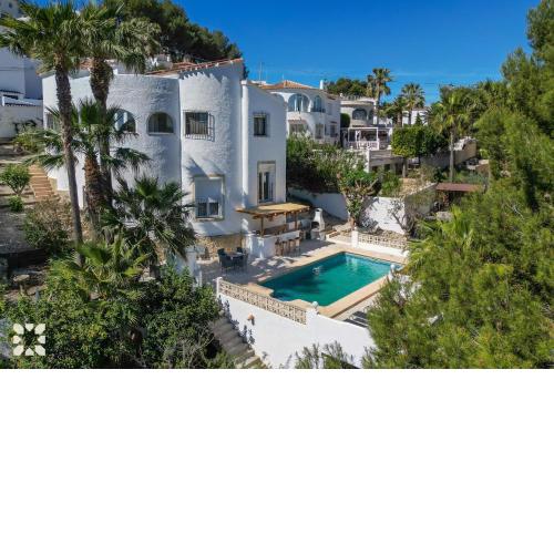 Villa Good Vibes by Abahana Villas