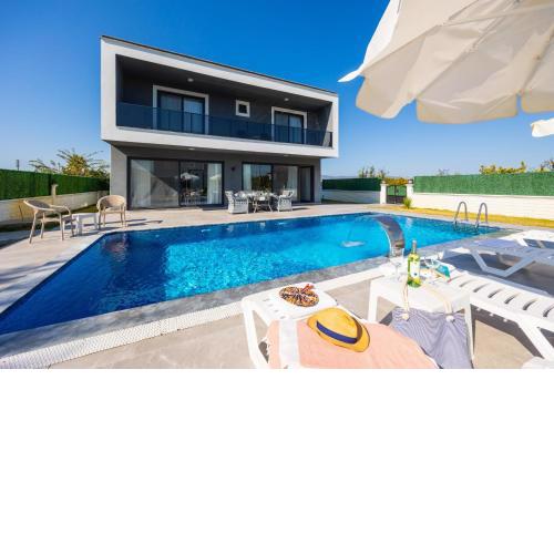 Villa Grand Yasar 3