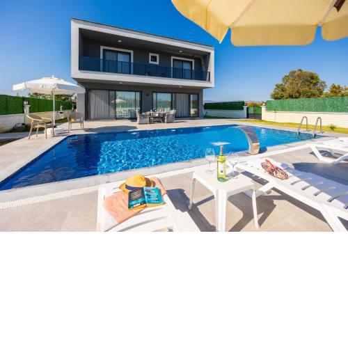 Villa Grand Yasar 4