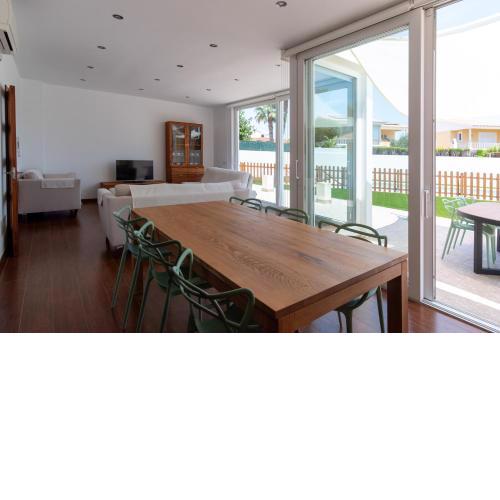 VILLA HOUSES - Villa alta calidad con piscina y jardín
