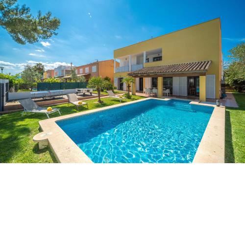 Villa Ibiza Alcudia Mallorca