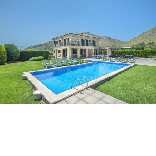 Villa Illa Petita by Villa Plus