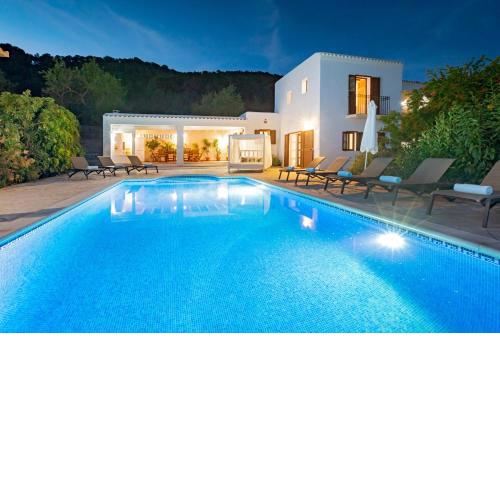 Villa in Ibiza Town, sleeps 11 - Can Monte