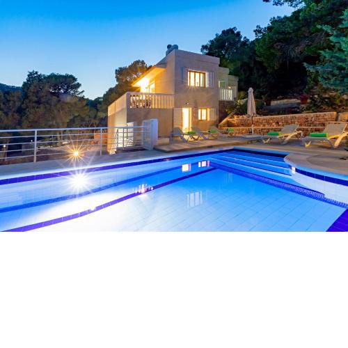 Villa in Ibiza Town, sleeps 6 - Can Damia