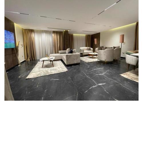 Villa in palm hills- the crown-Sheikh Zayed