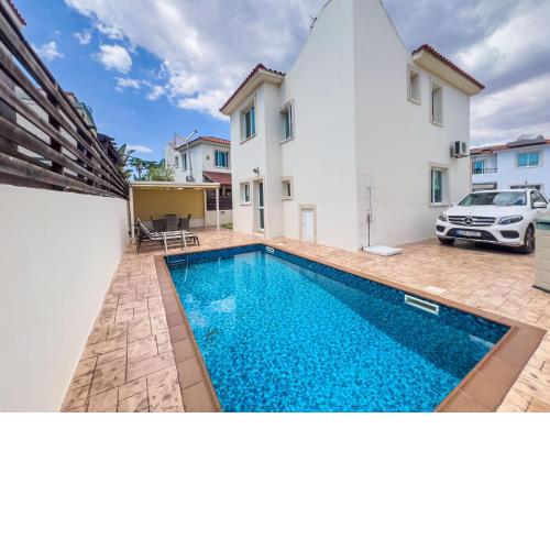 Villa Ioli - 3BR Retreat near Kalamies Beach