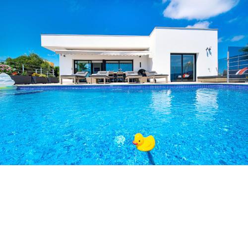 Villa Irene - Dream Seaview - by Holiday Rentals Villamar